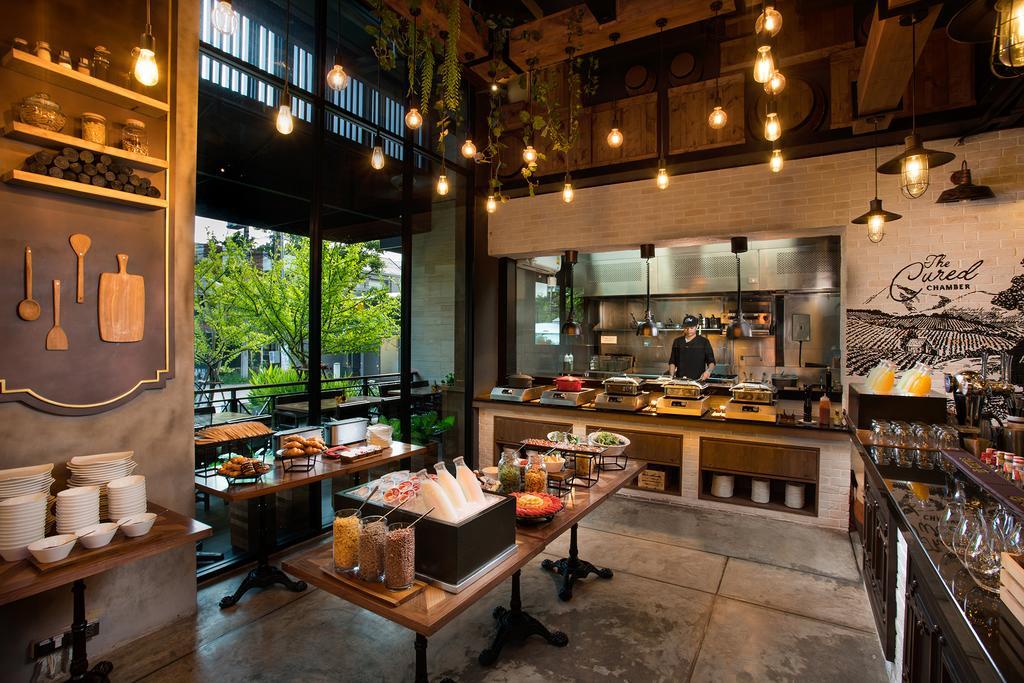 Somerset Ekamai Bangkok Exterior photo
